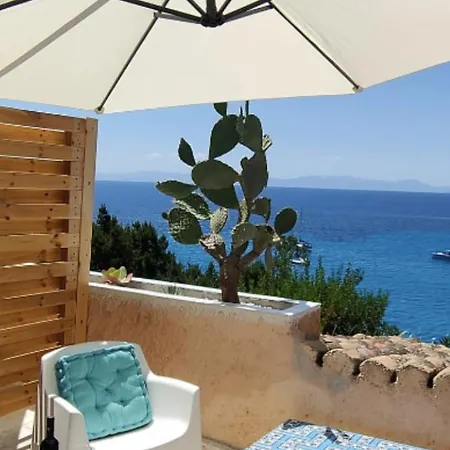 Di Mare Villa Cagliari